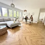 Relax - Fuer Familien, Stadtnah, Mit Parkplatz Apartment