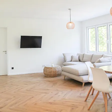 Relax - Fuer Familien, Stadtnah, Mit Parkplatz Apartamento *