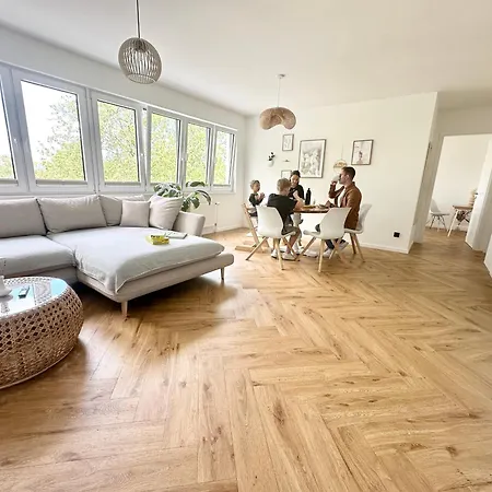 Relax - Fuer Familien, Stadtnah, Mit Parkplatz Apartamento