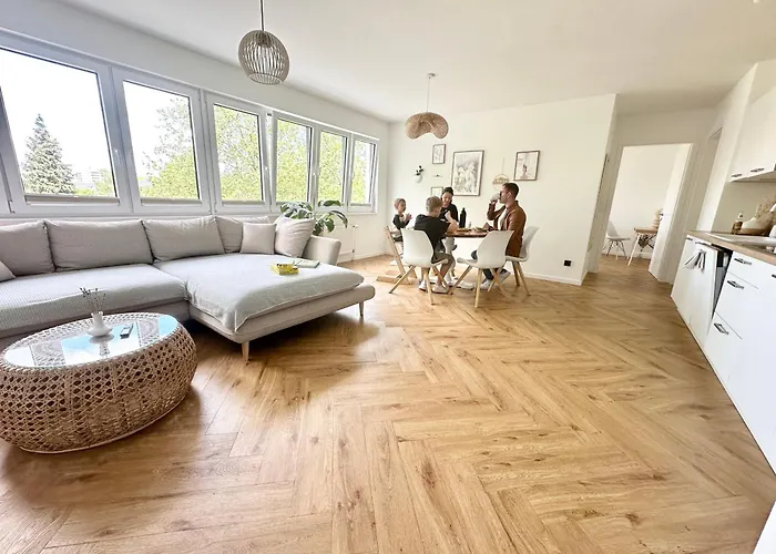 Relax - Fuer Familien, Stadtnah, Mit Parkplatz 아파트